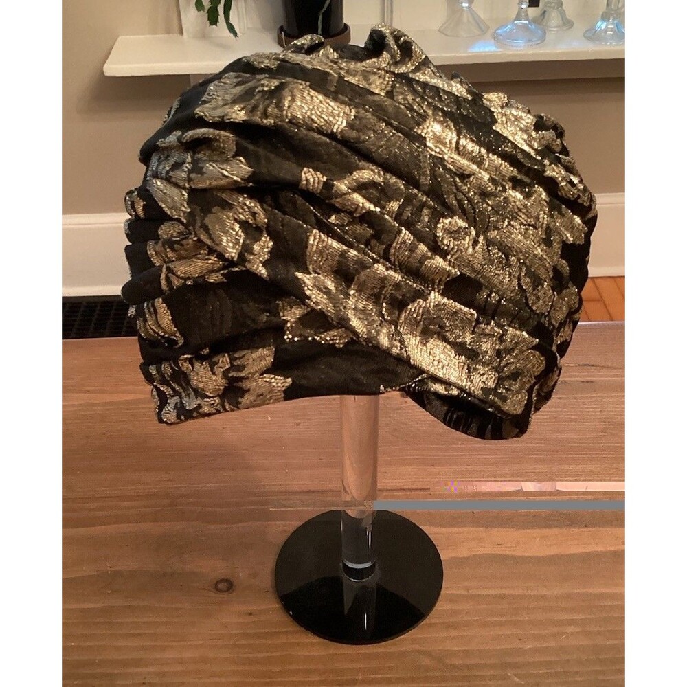VINTAGE 1960s DON ANDERSON METALLIC BLACK GOLD PLEATED TURBAN HAT ROSES